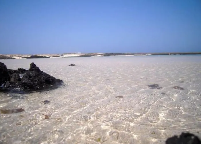 Lovely - Pool Front, Private Roof Terrace, Wifi Fiber Optic アパート *