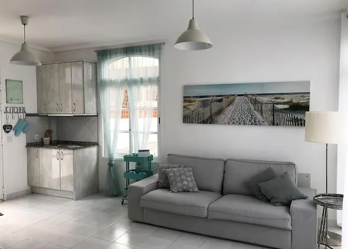 Lovely - Pool Front, Private Roof Terrace, Wifi Fiber Optic アパート