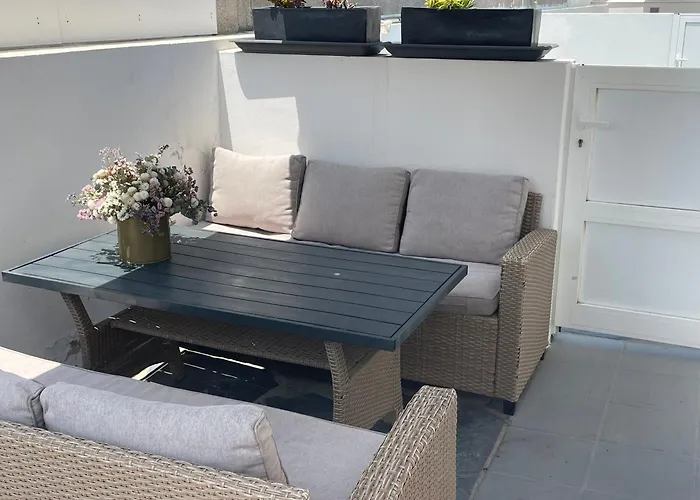 アパート Lovely - Pool Front, Private Roof Terrace, Wifi Fiber Optic