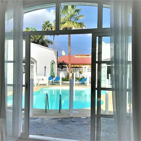 Lovely - Pool Front, Private Roof Terrace, Wifi Fiber Optic Holiday home Corralejo